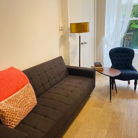 Ground Floor 1 Bedroom Flat In The City Centre Edinburgh Exterior photo
