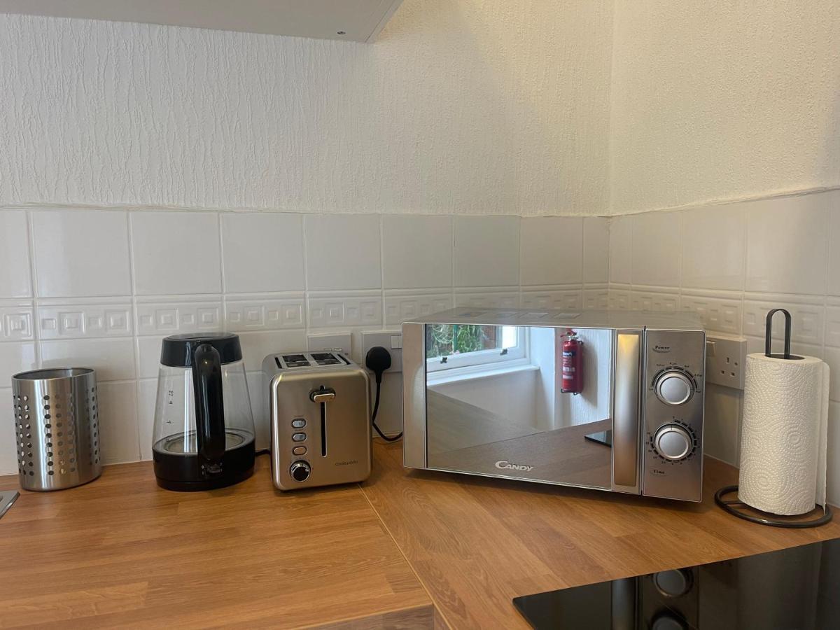 Ground Floor 1 Bedroom Flat In The City Centre Edinburgh Exterior photo