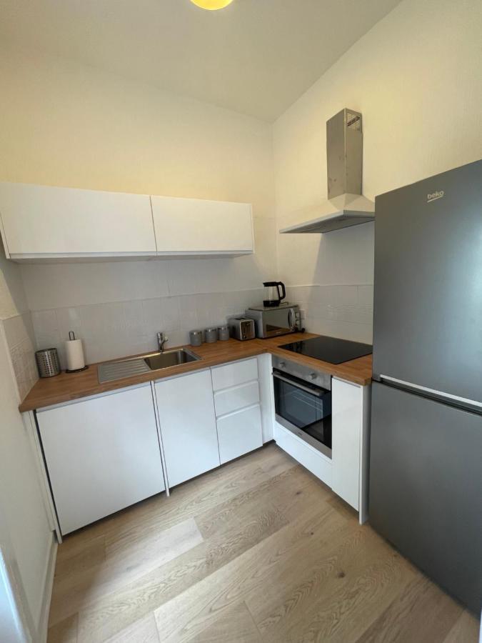 Ground Floor 1 Bedroom Flat In The City Centre Edinburgh Exterior photo