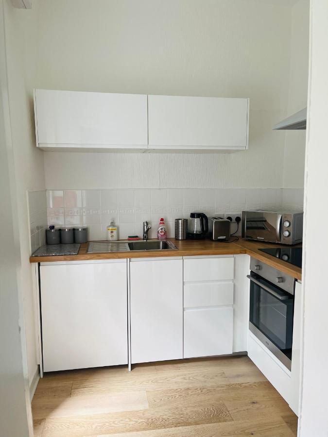Ground Floor 1 Bedroom Flat In The City Centre Edinburgh Exterior photo